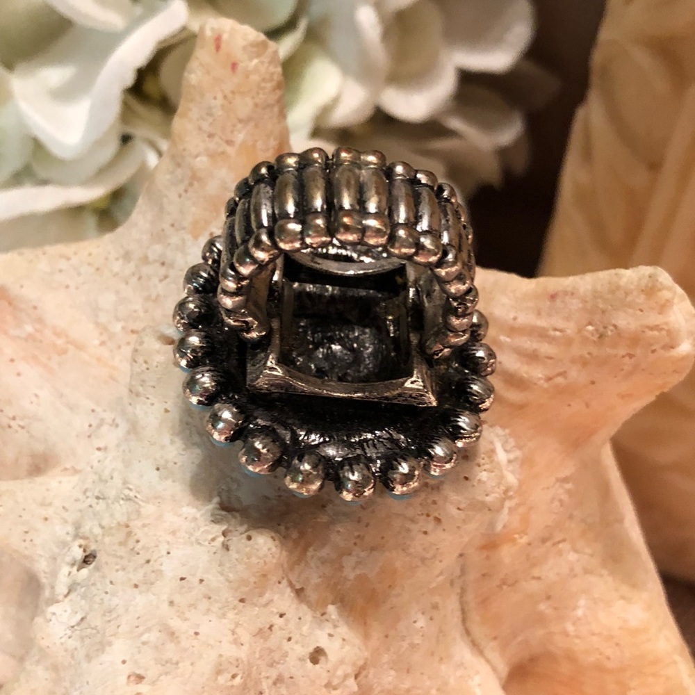 Beaded stretch ring - Picture 3 of 6